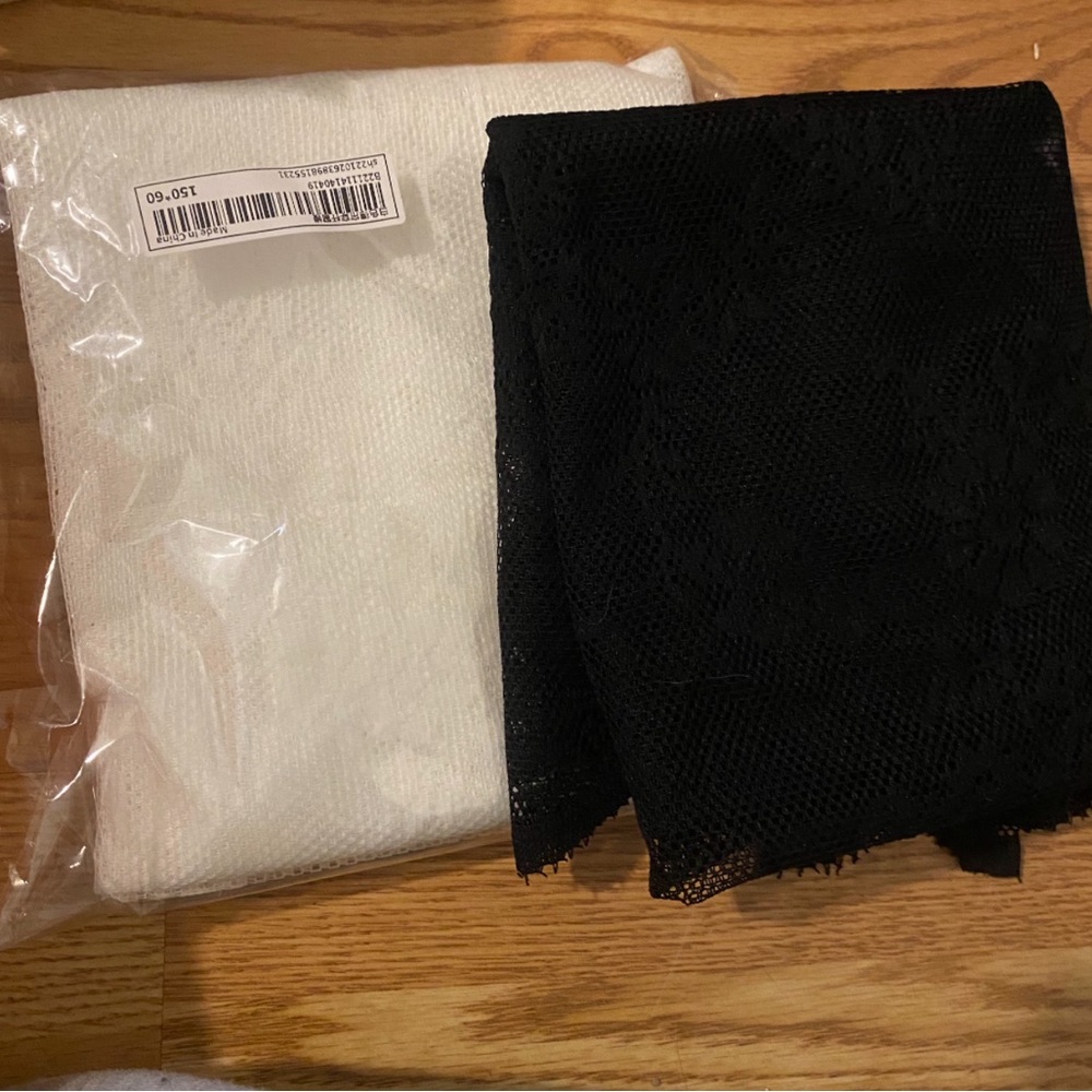 Black Lace Curtain and White Lace Curtain Set